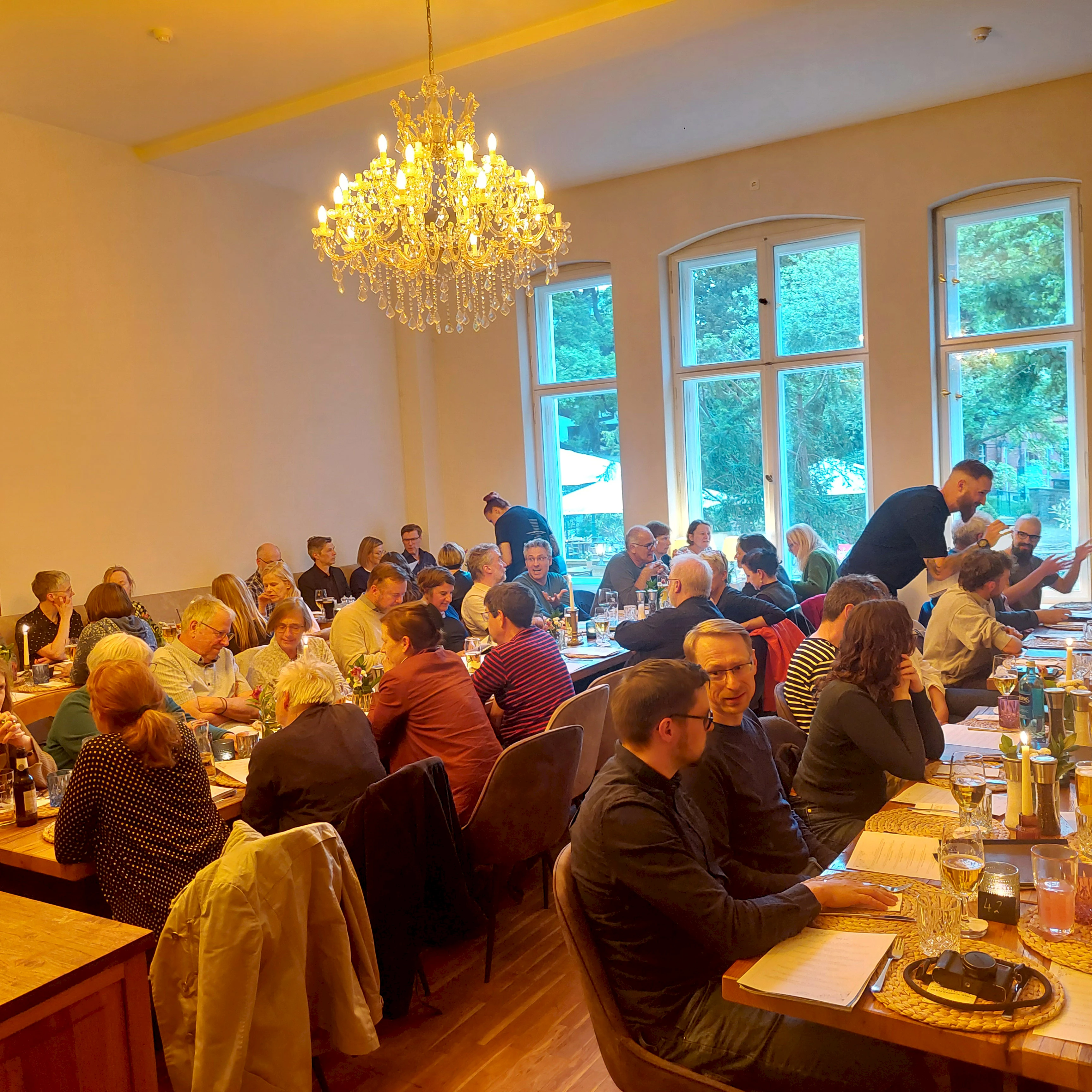 Treffen im Tomasa