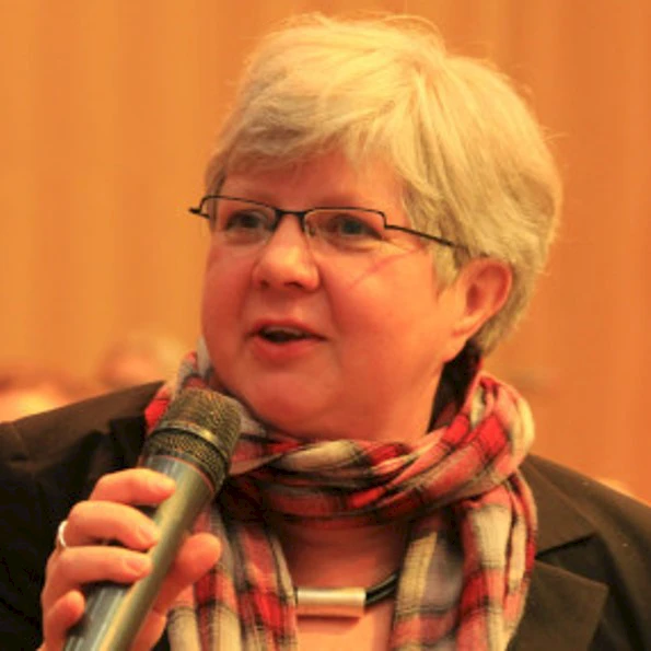 Gudrun Menze